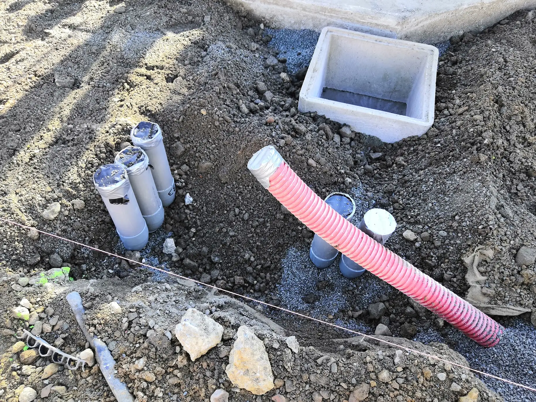 Pose des fourreaux VRD