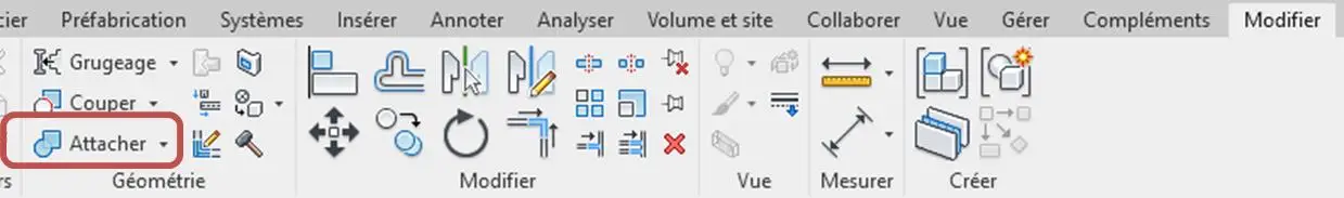 Onglet Modifier → Attacher pour lier les murs et dalles dans Revit